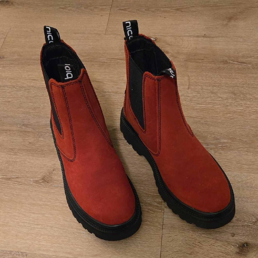 Bionica Drina Rouge Red Chelsea Boots